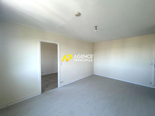 BEZONS - Appartement 2 pièces 38.96 m2 €138 000 ** - Référence 4393