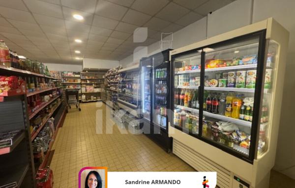 Local Commercial de 150 m²