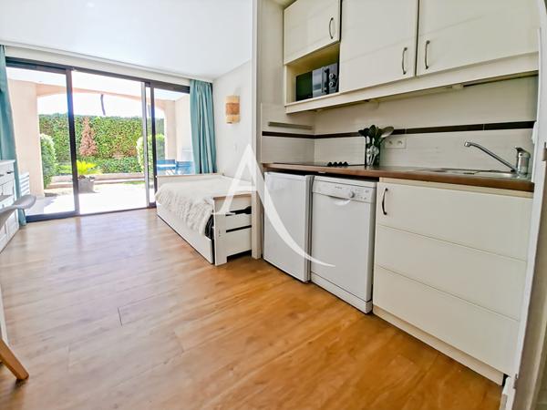 Cannes appartement 2 pièces 27 m² - Croix des Gardes - Piscine - Tennis - Jardins