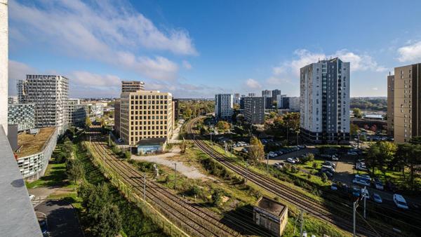 Nantes Centre-ville, T4 avec 2 terrasse et parking PMR