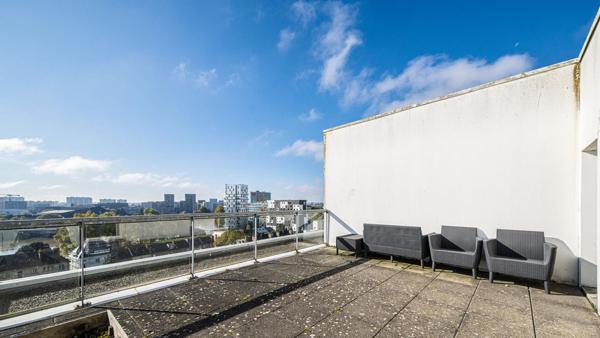 Nantes Centre-ville, T4 avec 2 terrasse et parking PMR