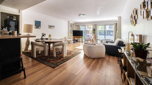Nantes Centre-ville, T4 avec 2 terrasse et parking PMR
