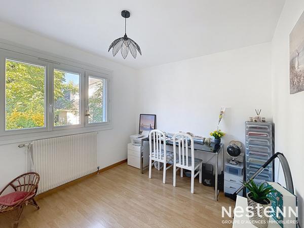 Secteur recherché de Dammarie-les-Lys - Belle maison familiale rénovée - 6 chambres - Sous-sol total - Proche toutes commodités