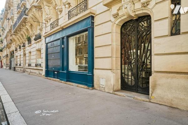 Rue Valentin Haüy - Local commercial de 56 m²