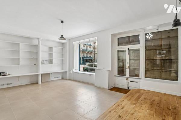 Rue Valentin Haüy - Local commercial de 56 m²