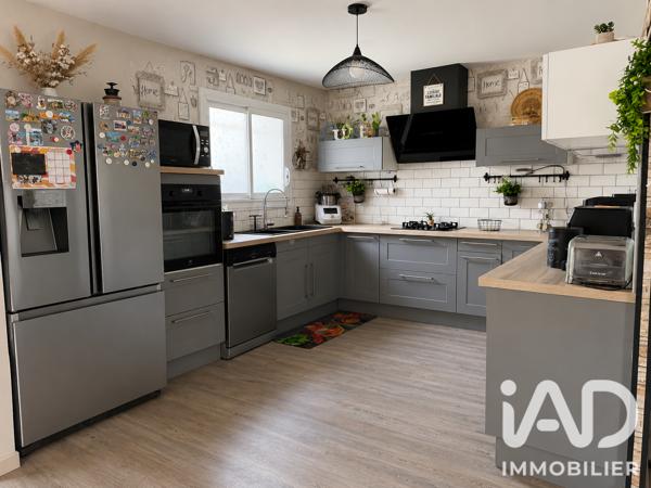 Maison à vendre 6 pièces 128 m² Salles