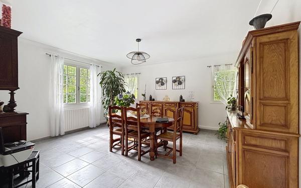 Appartement à vendre    5 pièces • 157 m2 Arcangues