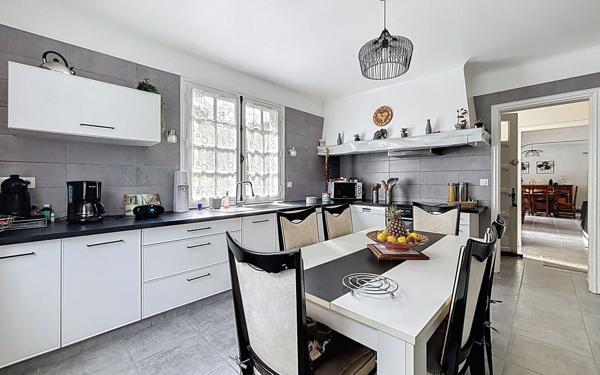 Appartement à vendre    5 pièces • 157 m2 Arcangues