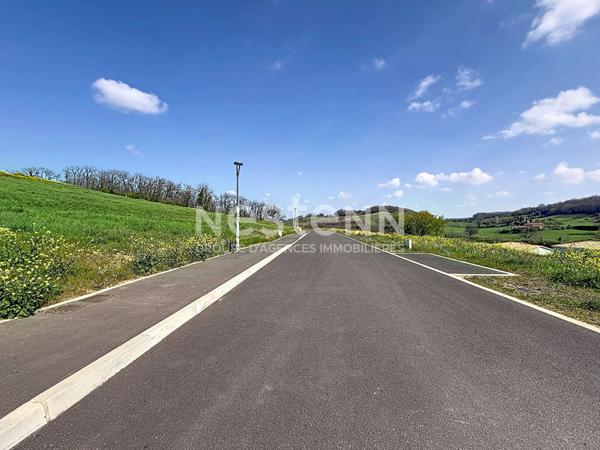 A vendre Terrain à Auch 878 m2 dans lotissement neuf, vue dégagée