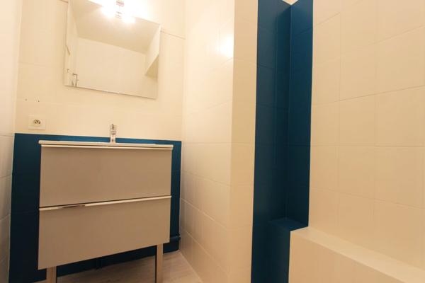 UN APPARTEMENT TYPE 3, À DEUX PAS DE LA PLACE SAINT-CORENTIN. - A QUIMPER Quimper CENTRE