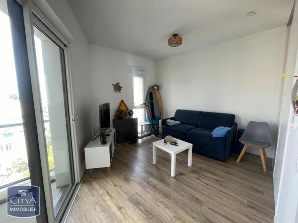 Appartement à louer 1 pièce 27.92m² Pau (64000)