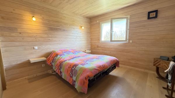 Bellerive-sur-Allier (03700) Nue-propriété Monsieur 75 ans - Dame 76 ans - Superbe maison contemporaine intérieur style chalet