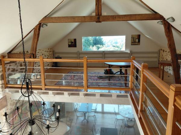 Maison avec activité de restauration gastronomique