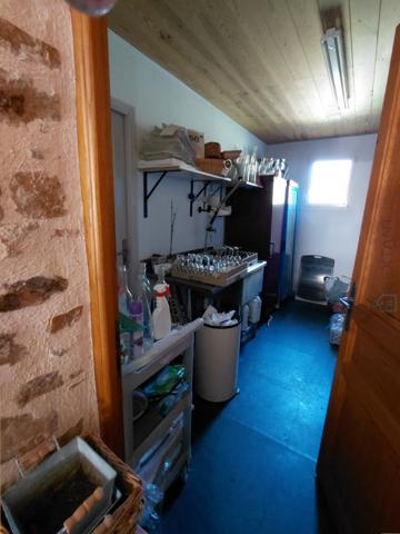 Maison avec activité de restauration gastronomique