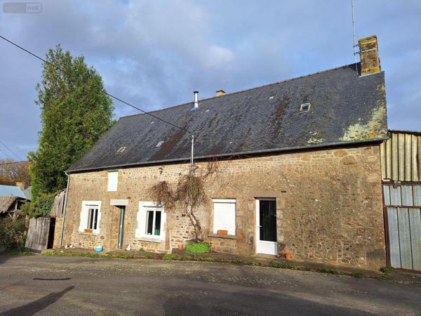 Fermette à vendre à Saint-Berthevin-la-Tannière en Mayenne (53220), ref : 53077-16