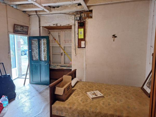 Fermette à vendre à Saint-Berthevin-la-Tannière en Mayenne (53220), ref : 53077-16