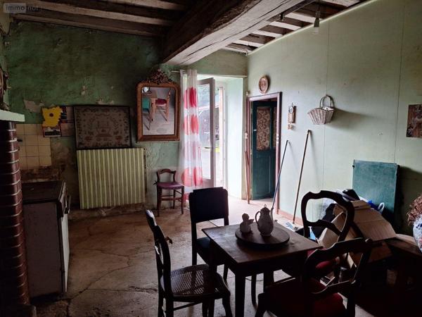 Fermette à vendre à Saint-Berthevin-la-Tannière en Mayenne (53220), ref : 53077-16