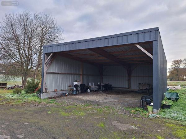 Fermette à vendre à Saint-Berthevin-la-Tannière en Mayenne (53220), ref : 53077-16