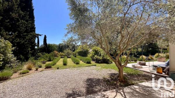 Maison 7 pièces de 220 m² à Aix-en-Provence (13080)