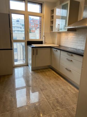 Location Appartement80 m² - 3 Pièces - NEUILLY SUR SEINE (92200)