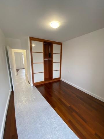 Location Appartement80 m² - 3 Pièces - NEUILLY SUR SEINE (92200)