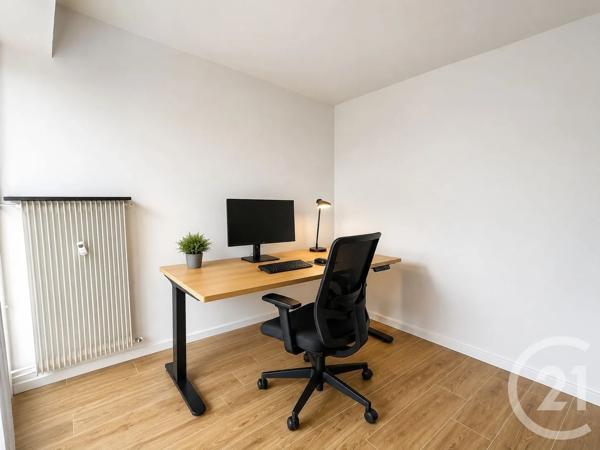 Appartement F4 à vendre  4 pièces - 90 m 2   VERNON  - 27