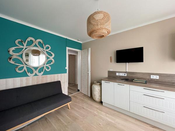 T2 proche mer et forêt