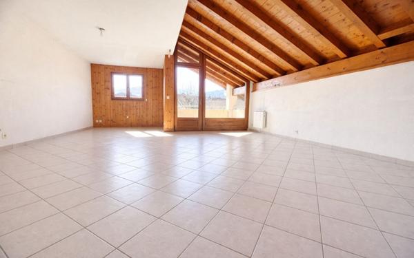 Appartement à vendre    3 pièces • 77,39 m2 Sallanches