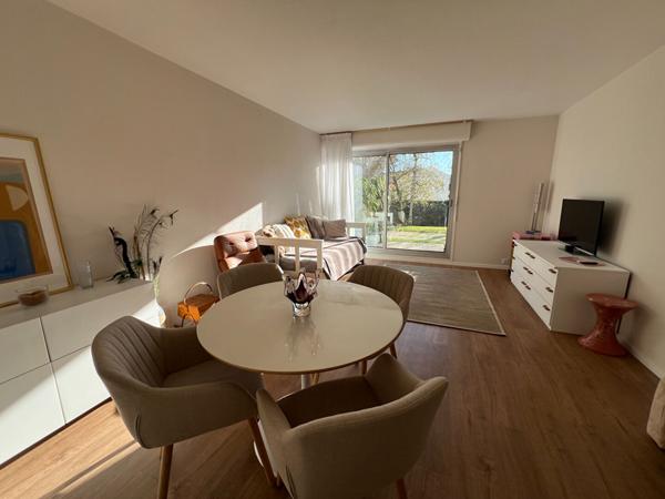 Appartement T2 ROYAN CENTRE avec terrasse, cave et parking Royan