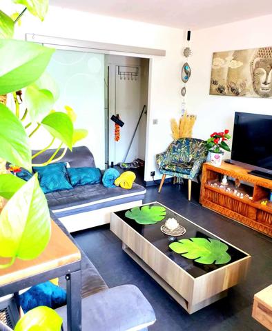 Chaleureux T3 avec balcon et loggia