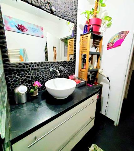 Chaleureux T3 avec balcon et loggia