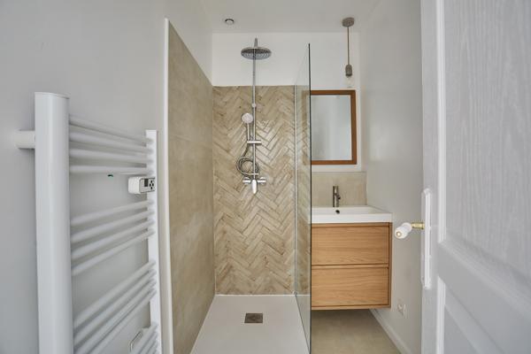 Rians (83560) Appartement T3 meublé RDC