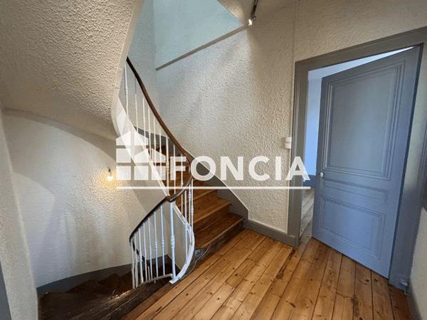 Location Maison 5 pièces 176.7 m² - 580 CHEMIN DE VALROING Chasselay 69380