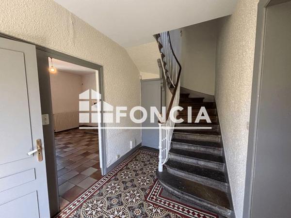 Location Maison 5 pièces 176.7 m² - 580 CHEMIN DE VALROING Chasselay 69380