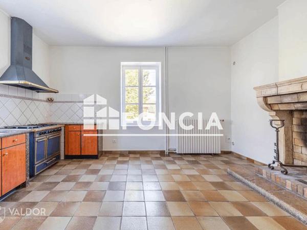 Location Maison 5 pièces 176.7 m² - 580 CHEMIN DE VALROING Chasselay 69380