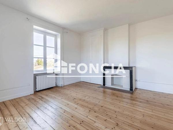 Location Maison 5 pièces 176.7 m² - 580 CHEMIN DE VALROING Chasselay 69380