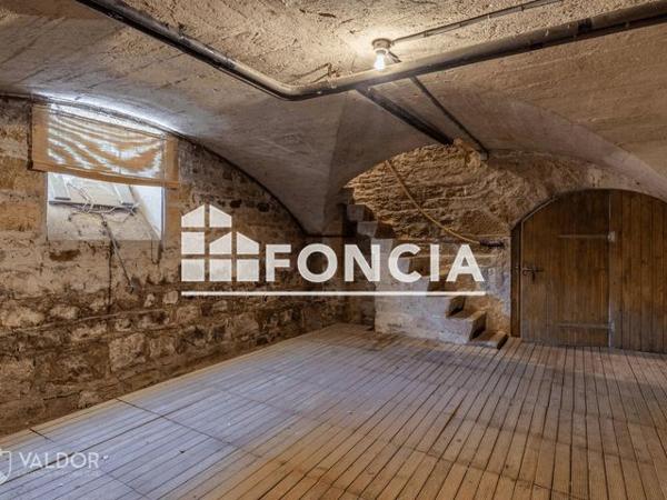 Location Maison 5 pièces 176.7 m² - 580 CHEMIN DE VALROING Chasselay 69380