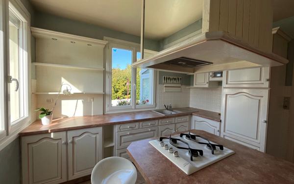 Maison à vendre    4 pièces • 74,35 m2 Saint-Hernin