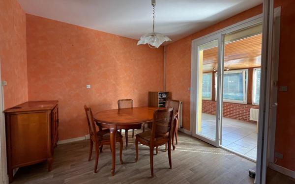 Maison à vendre    4 pièces • 74,35 m2 Saint-Hernin