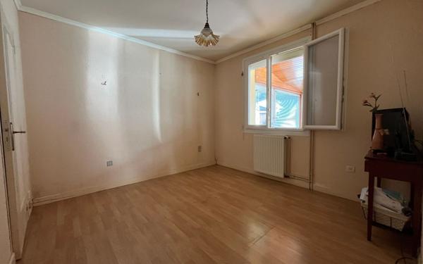 Maison à vendre    4 pièces • 74,35 m2 Saint-Hernin