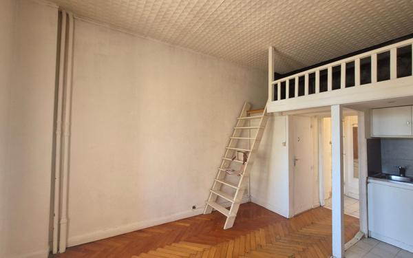 Appartement à louer    1 pièce •  Golfe Juan - Vallauris