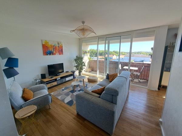 A 5 min du centre-ville de LA ROCHELLE, Appartement rénové !