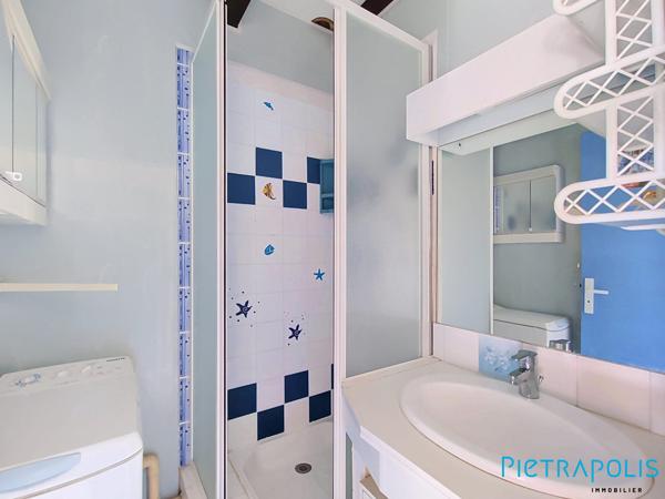 FRONTIGNAN PLAGE: Maison mitoyenne T3 en R+1, Véranda, Jardin, Stationnement