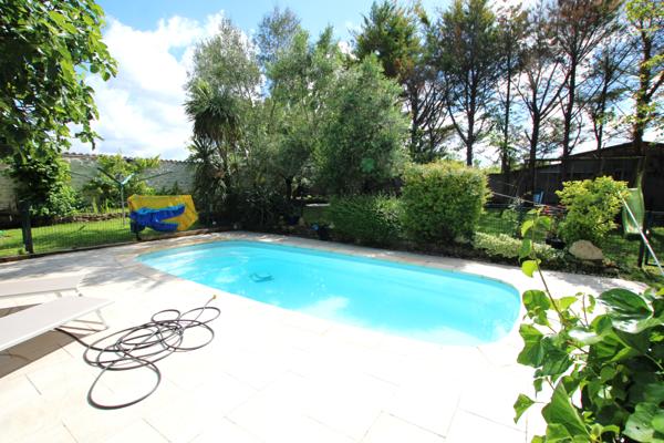 Maison en pierre avec piscine - Calme, charme et authenticité !