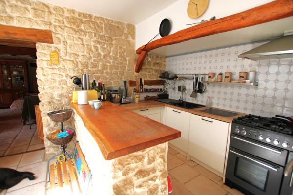 Maison en pierre avec piscine - Calme, charme et authenticité !