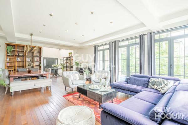Maison d'exception à Draveil d'environ 230 m2 sur parcelle de 739 m2