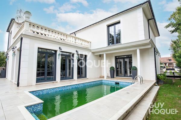 Maison d'exception à Draveil d'environ 230 m2 sur parcelle de 739 m2