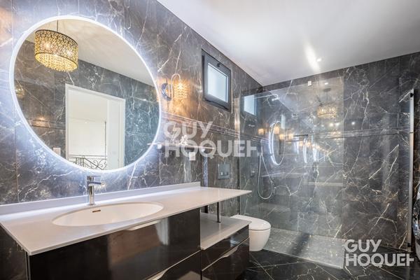 Maison d'exception à Draveil d'environ 230 m2 sur parcelle de 739 m2