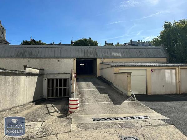Parking à louer Caen (14000)