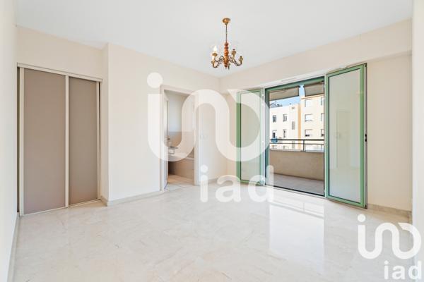 Appartement à vendre 4 pièces 108 m² Antibes